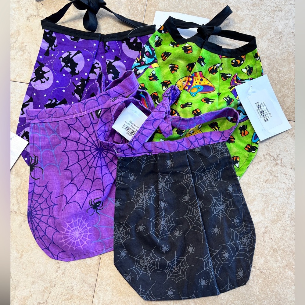 Colorful Halloween Themed baby bibs, set of four-omg1817